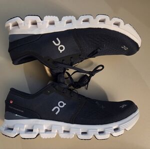 Men Size 11.5 Cloud X4 On Cloud Sneakers Navy Blue